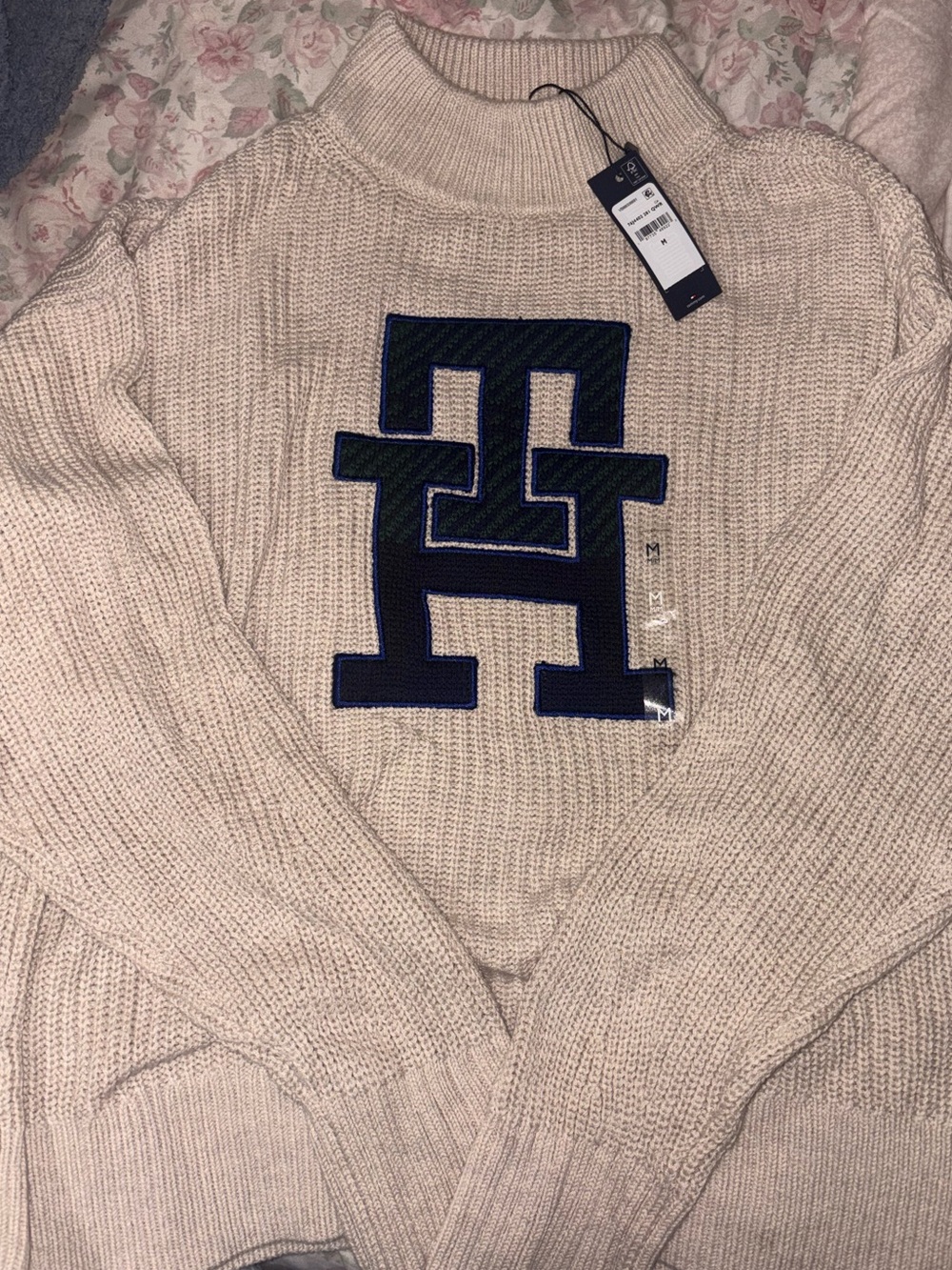 Tommy Hilfiger Cream Cable-Knit Turtleneck Sweater with Navy Logo Patch